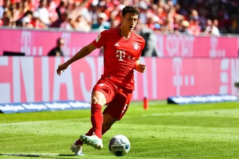 LdC : Pavard dans le onze des meilleurs jeunes en 2019