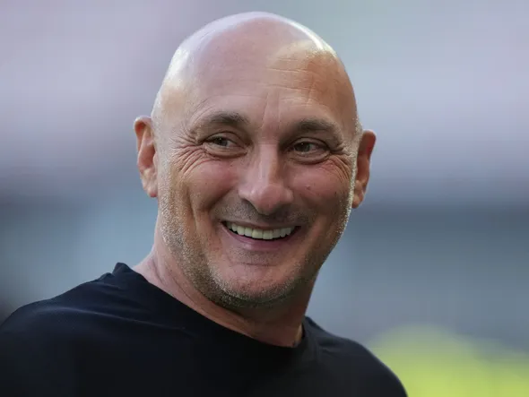 Mercato – Un double départ à 17,5 M€, une vente record : Nice accélère son dégraissage