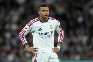 Real Madrid : “plus d’un coq dans un même poulailler”, l’arrivée de Kylian Mbappé critiquée par le Barça