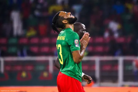 Cameroun : Choupo-Moting vide son sac et allume son sélectionneur