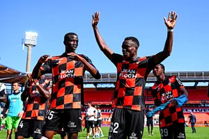 Mercato Lorient : Sunderland en passe de doubler Strasbourg et Rennes pour un crack à 0€