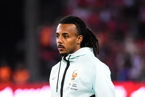 Mercato Barça : Jules Koundé vu comme un recrutement idéal dans l’axe par un grand club européen