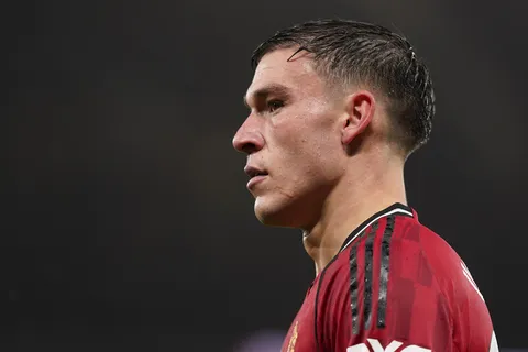 Mercato Manchester United : Monaco menacé par 2 clubs de PL pour Manuel Ugarte