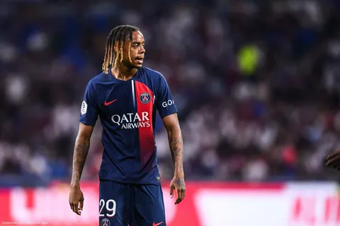 PSG : Riolo dégonfle la hype Barcola