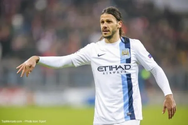Man Utd : Demichelis tacle sévèrement Van Gaal
