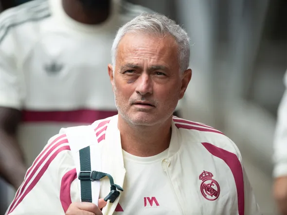 “Vous m’avez massacré, vous l’avez élu pire recrue de l’histoire du Real Madrid” : Mourinho savoure sa revanche mercato