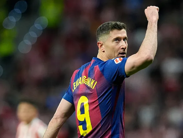 Barça : “une offre de 100 M€ par an sur la table”, le pont d’or refusé par Lewandowski au mercato d’hiver