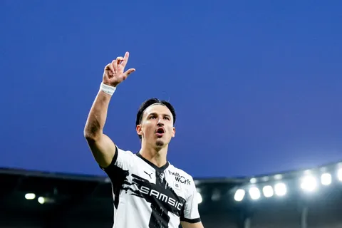 Mercato Rennes : la réponse ferme du SRFC aux assauts de Premier League pour son buteur Lepaul