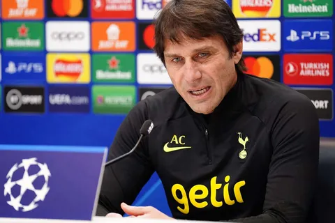 Conte viré, un cadre de Tottenham plaide coupable