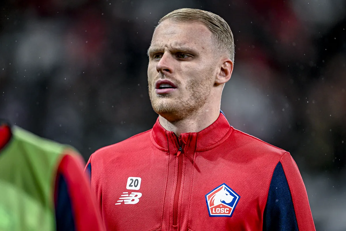 Mitchel Bakker LOSC