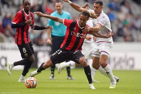 Au-dessus d’un viaduc, un joueur de Nice menace de se suicider !