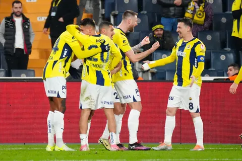 Fenerbahçe – Anderlecht : chaîne TV, heure et compos probables du match