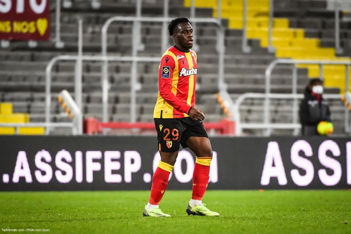 Arnaud Kalimuendo, RC Lens