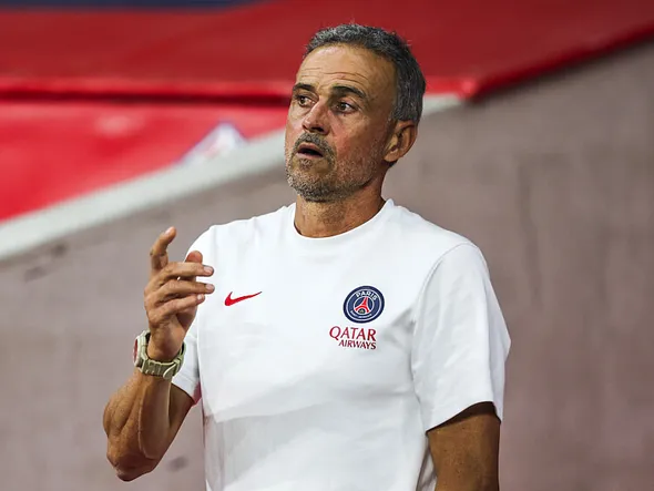 Mercato PSG : “il avait besoin de jouer”, Luis Enrique a rétrogradé un titi parisien courtisé cet été