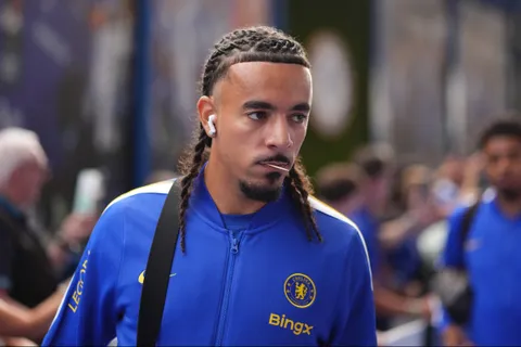 Mercato Chelsea : le prix de Malo Gusto revu à la baisse pour faciliter un transfert à Liverpool ?