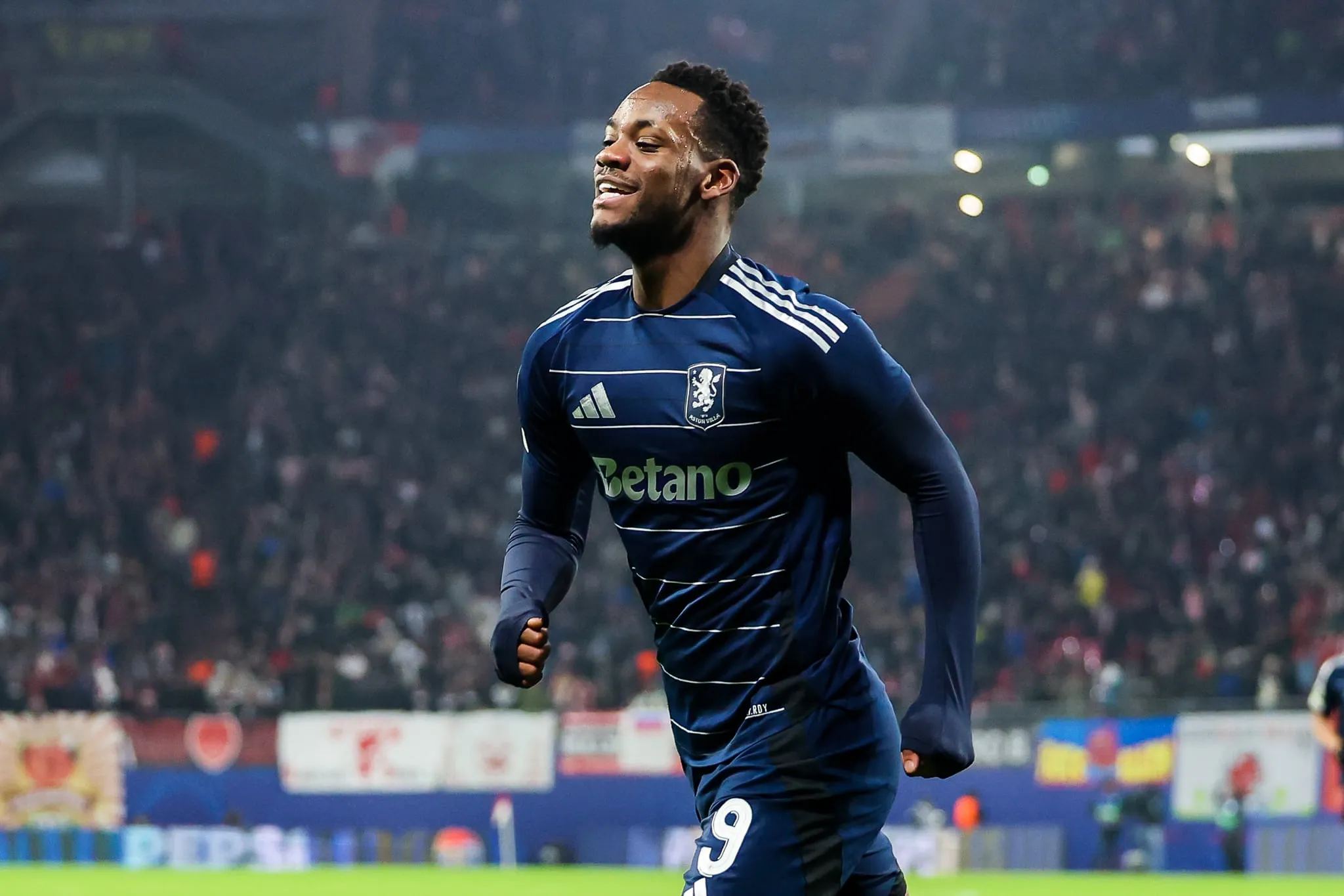 Quel club saoudien a recruté l’attaquant d’Aston Villa, Jhon Duran, pour 77 millions d’euros ?
