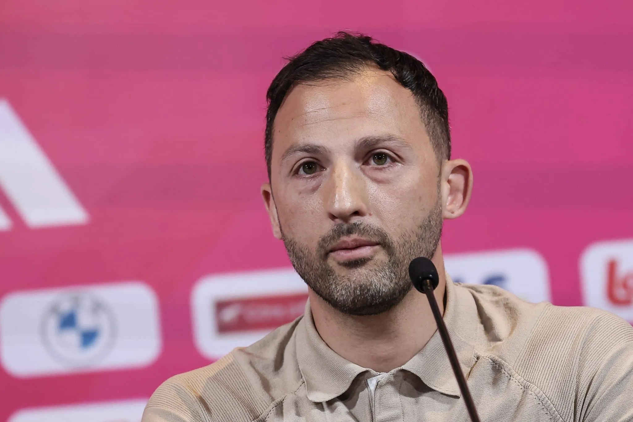 Durant l’Euro 2024, le père de quel joueur de la sélection belge a dit dans la presse que Domenico Tedesco n’était “pas un bon sélectionneur” pour le pays ?