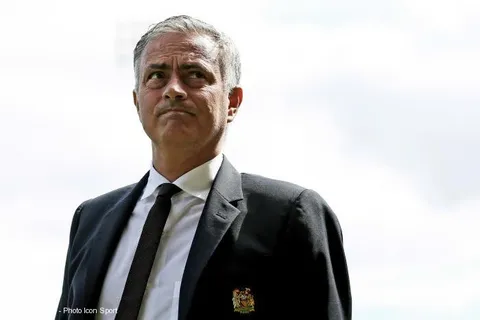 Man Utd : Mourinho s’est confié sur l’avenir de Rooney