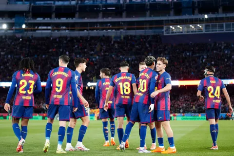 Mercato Manchester United : une offre folle de 100 M€ pour un joueur du Barça récemment prolongé ?