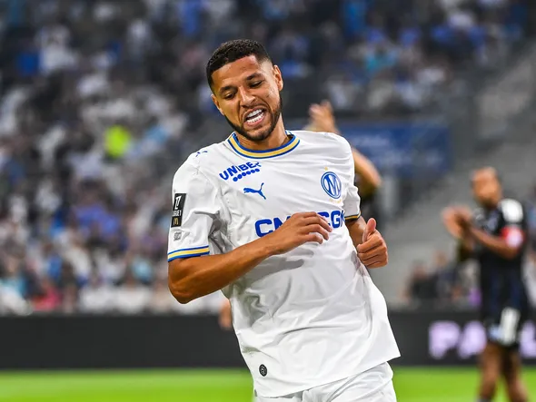 OM : “McCourt, pas d’équipe, que des désillusions et des humiliations”… Le Vélodrome crie son ras-le-bol en plein mercato