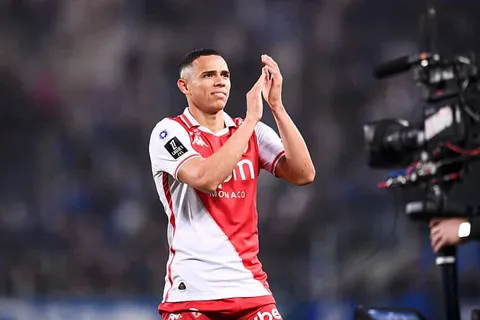 Mercato Barça : une bonne et une mauvaise nouvelle dans le dossier Vanderson