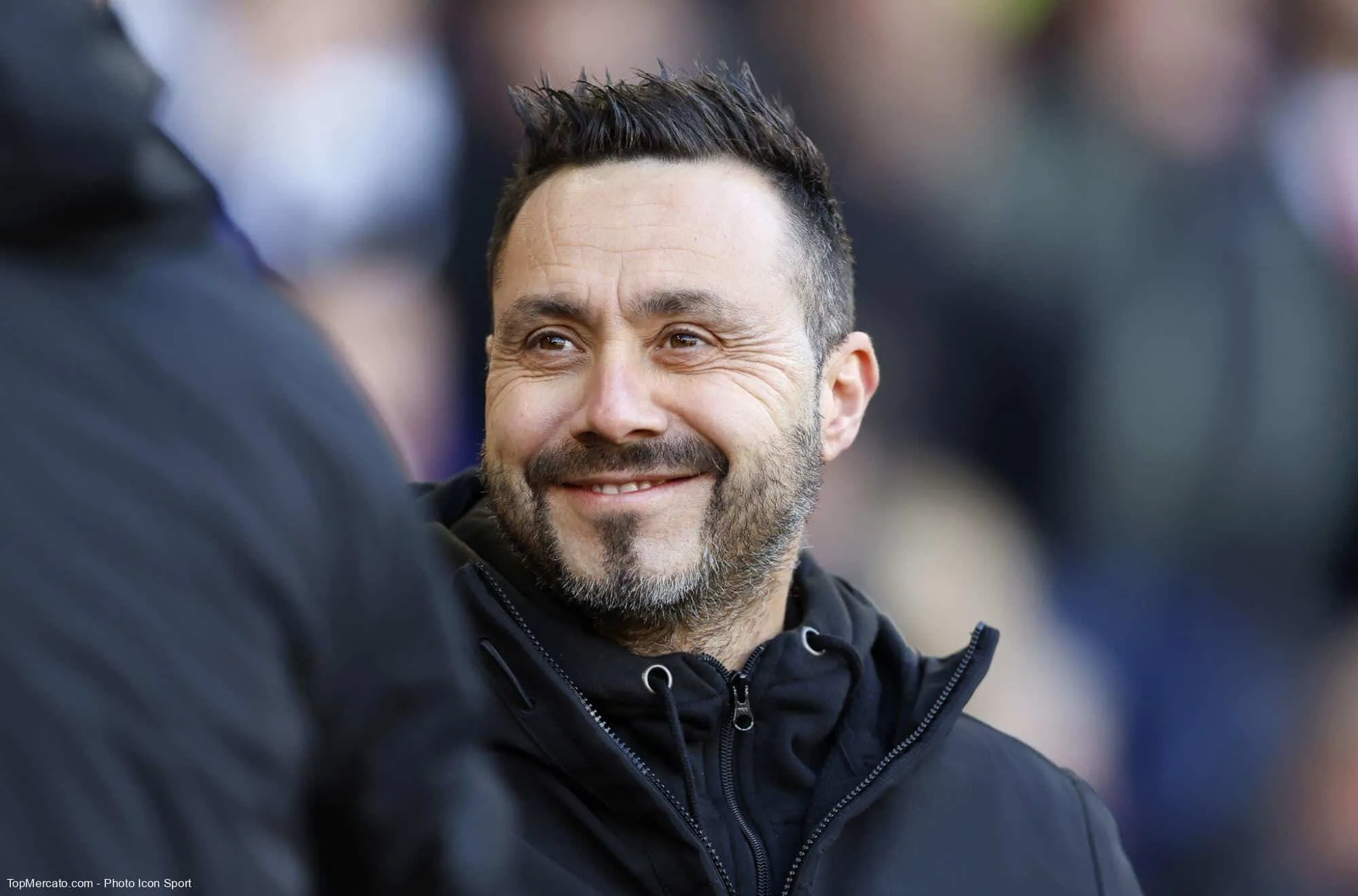 Quel ancien joueur de l’OM Roberto De Zerbi a-t-il dirigé à Sassuolo entre 2020 et 2021 ?