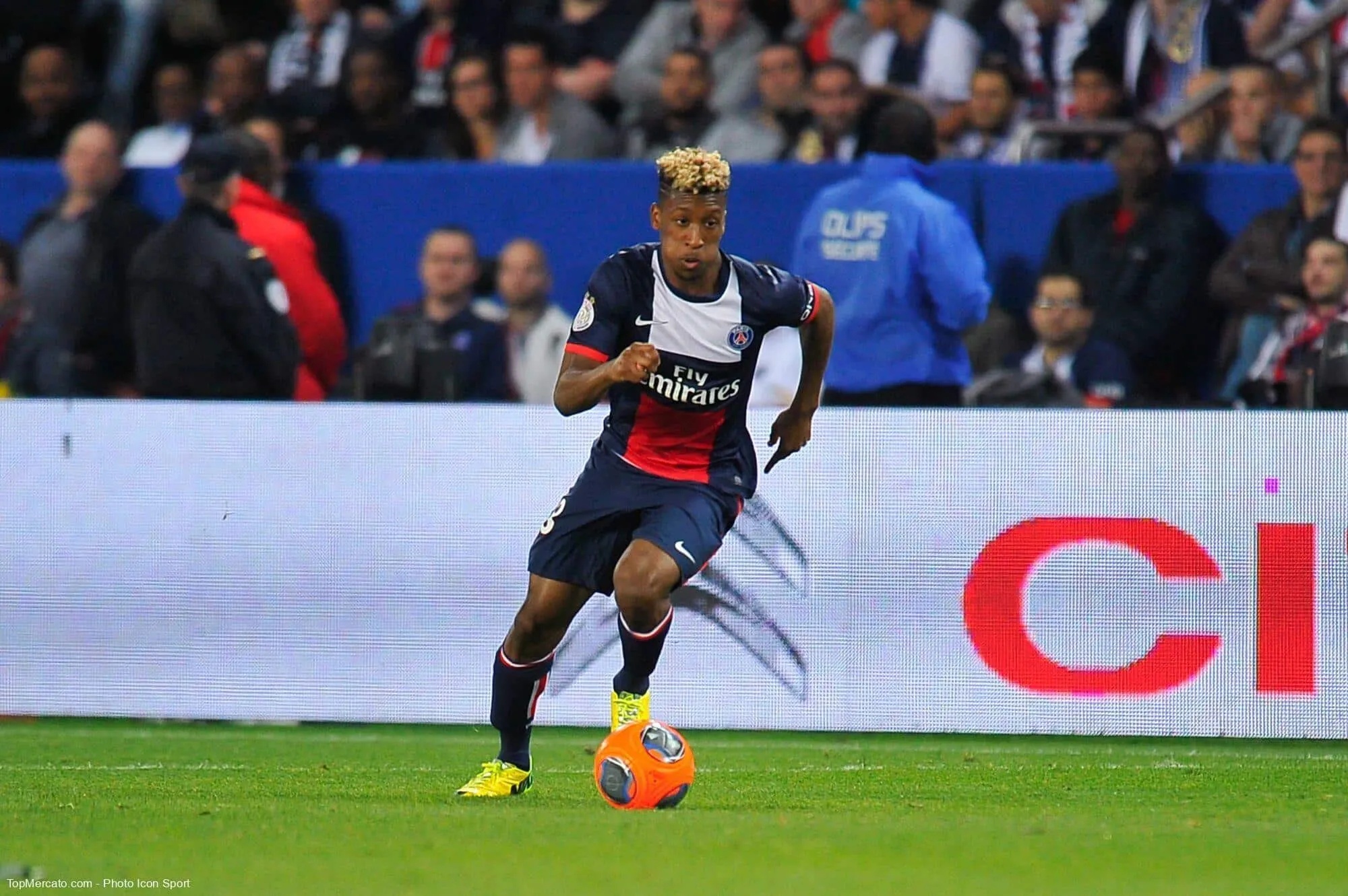 Parti libre du PSG en 2014, combien de rencontres Kingsley Coman a joué avec le club de la capitale française ?