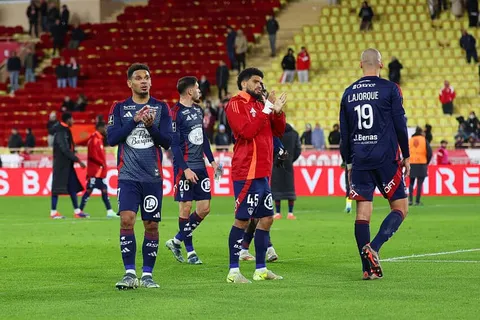 Officiel Brest prolonge 2 de ses héros