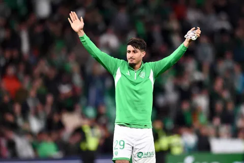 Mercato - ASSE : la vérité sur le salaire de Moueffek !