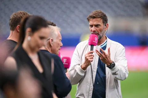 Liverpool : “il en faudra à Iraola pour que ça marche”… Jürgen Klopp conseille son deuxième successeur