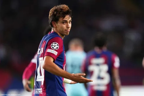 Mercato - FC Barcelone : Deco lâche une première réponse à Cancelo et Felix