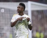 Real-Barça : Vinicius se paye un Blaugrana sur la toile