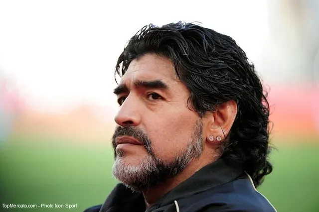 Diego Maradona, futur coach de Boca Juniors ?