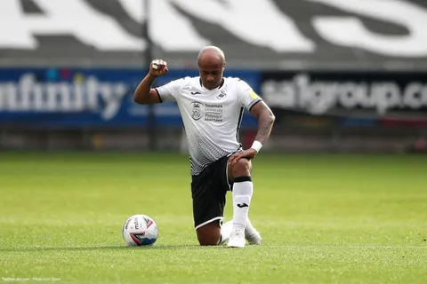 CAN 2022 : Ayew cartonne les “petits joueurs” du Gabon