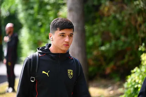 Exclu TM Mercato - Lens : une offre de 20 M€ pour Abdukodir Khusanov !