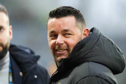 Mercato Lens : encore remplaçant contre Monaco, un milieu aux 63 minutes jouées tient son premier courtisan