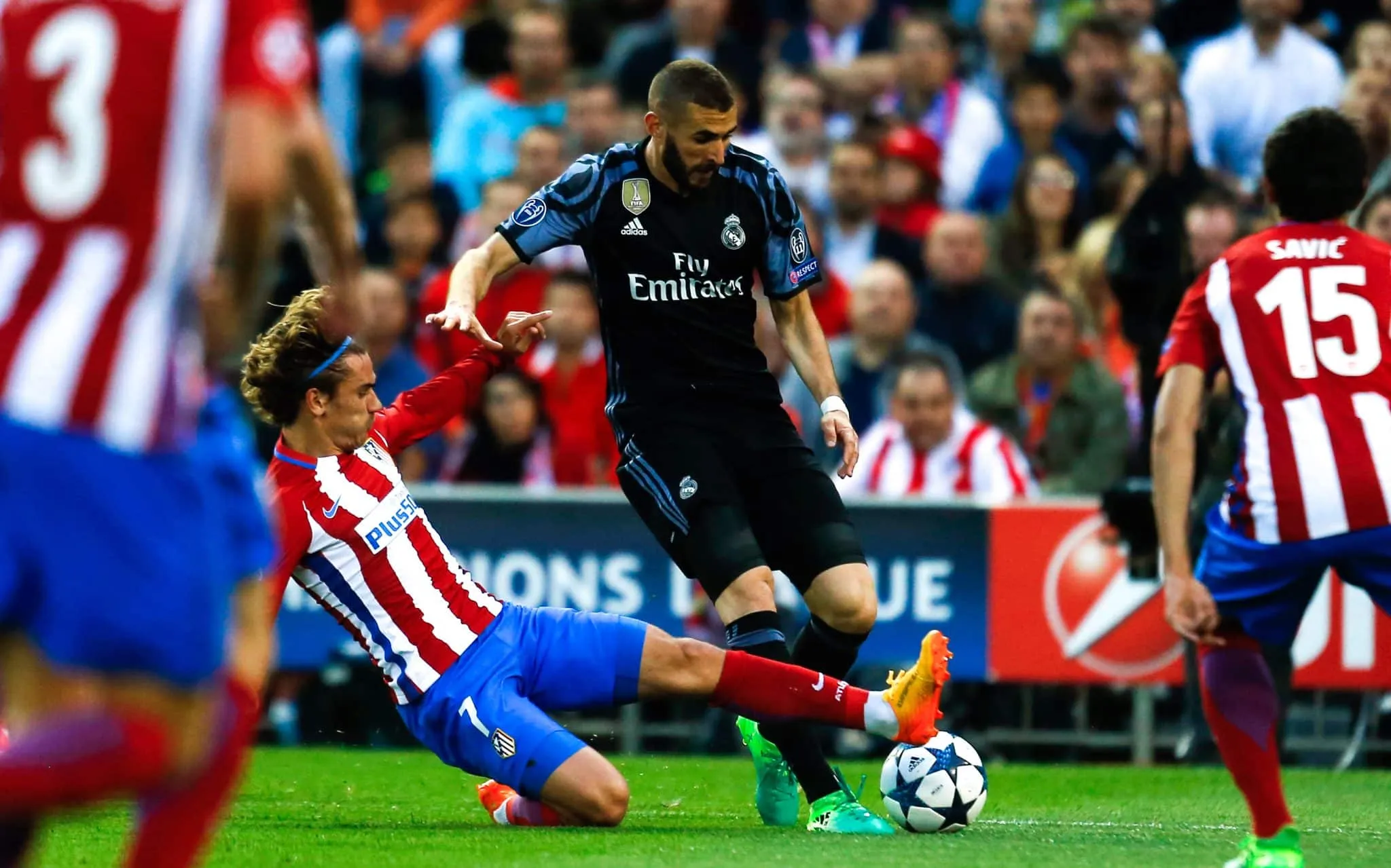 Karim Benzema est le Français ayant disputé le plus de derby madrilène, alors que Sergio Ramos domine ce classement d’un point de vue général. Combien le joueur d’Al-Ittihad en a-t-il joué ?