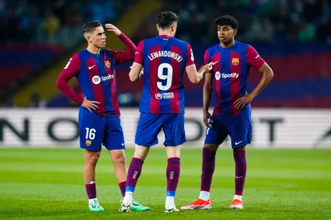 Barça : le verdict tombe pour Lamine Yamal et Robert Lewandowski