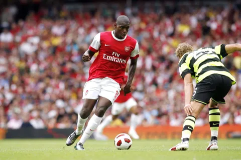60 kg de drogue saisis, un ancien joueur d’Arsenal dans la tourmente