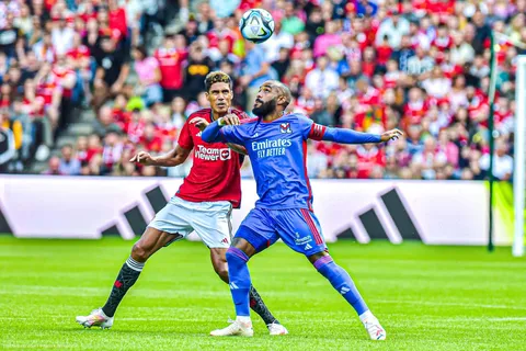 Match Molenbeek – OL (amical) : chaîne TV et compos officielles