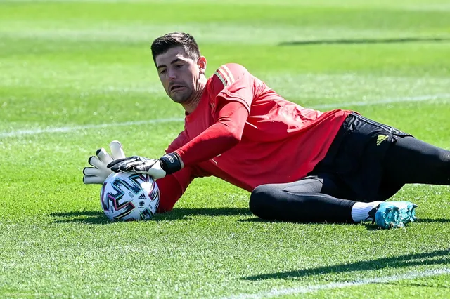 Real Madrid : Courtois s’adresse aux fans après l’humiliation contre le Barça
