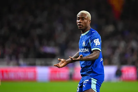 Mercato OM : seulement 26 minutes… Tochukwu Nnadi, un départ déjà inévitable ?