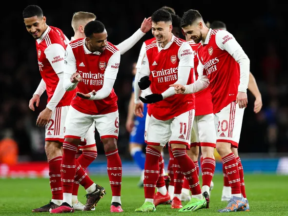 “Tu me manques déjà !” : le prochain transfert d’Arsenal annoncé par la femme d’un coéquipier ?