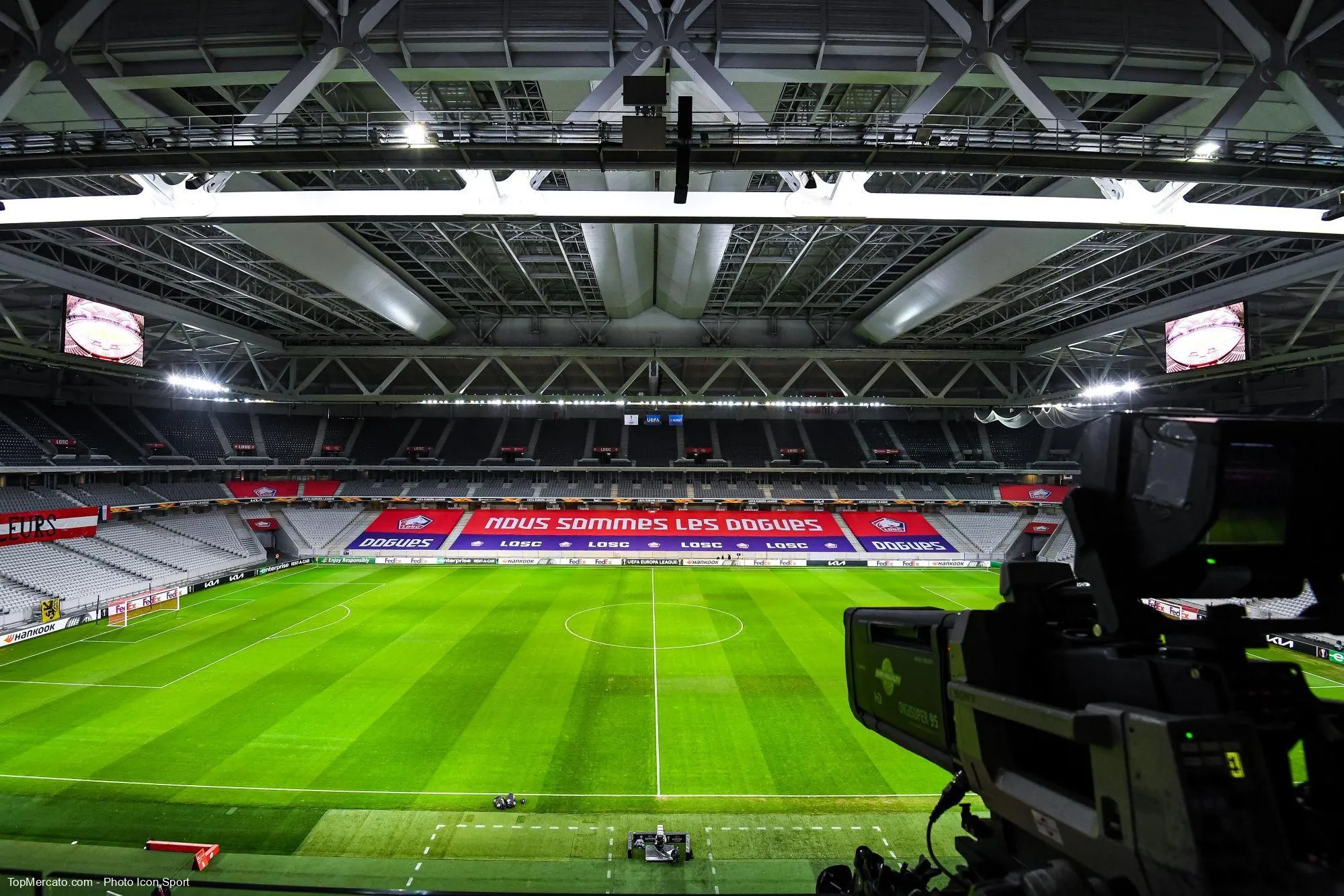 Stade Pierre Mauroy, caméra télévision