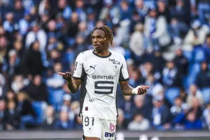 Mercato Rennes : “une aubaine sur le marché”, les cadors de Premier League s’arrachent Jérémy Jacquet