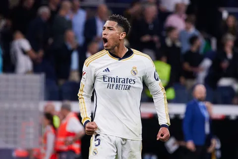 Real Madrid : “une pu**** de légende”, le coup de cœur inattendu de Bellingham pour un coéquipier