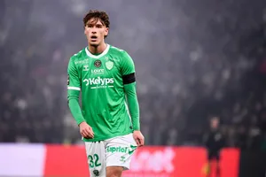 Mercato ASSE : Thorgan Hazard a failli jouer un mauvais tour pour Stassin