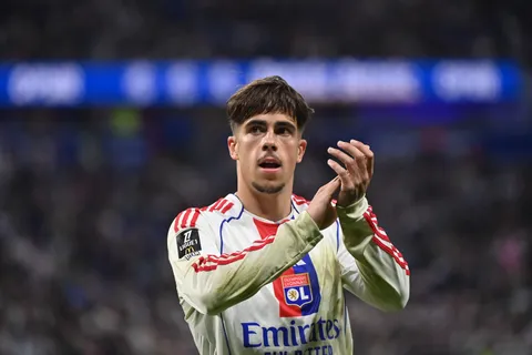 Mercato OL : Manchester United se positionne sur la révélation Afonso Moreira, bientôt prolongé et revalorisé