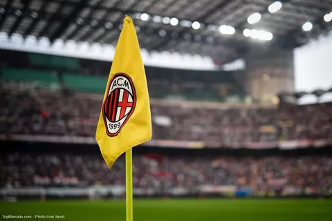 Mercato - L’AC Milan fonce sur un attaquant de L1 à 40M€ !