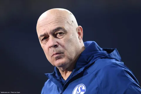 Officiel Mercato - Schalke 04 : le club limoge l’entraîneur et plusieurs dirigeants